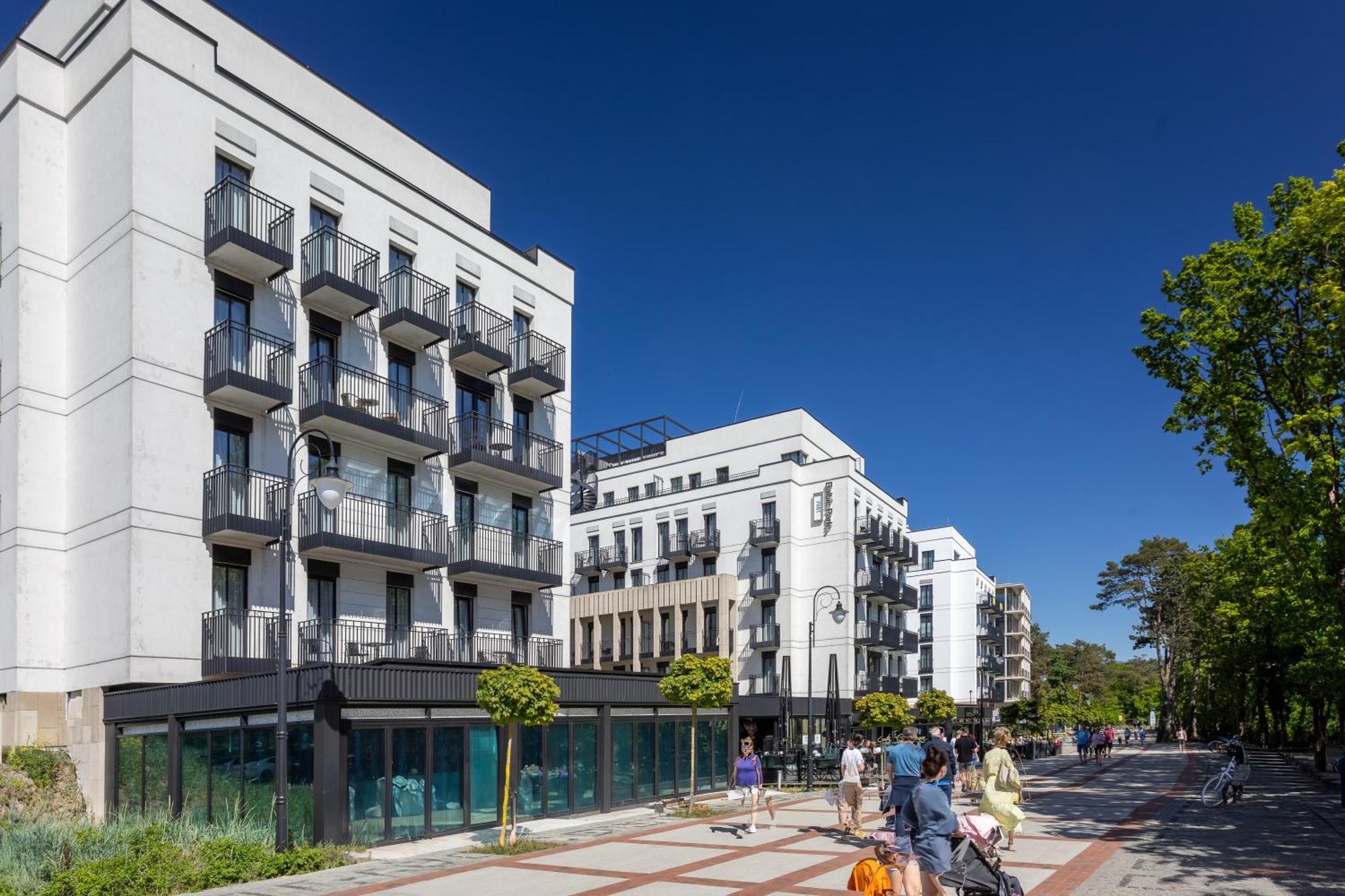 Ambria Apartments Promenada Świnoujście Exteriör bild
