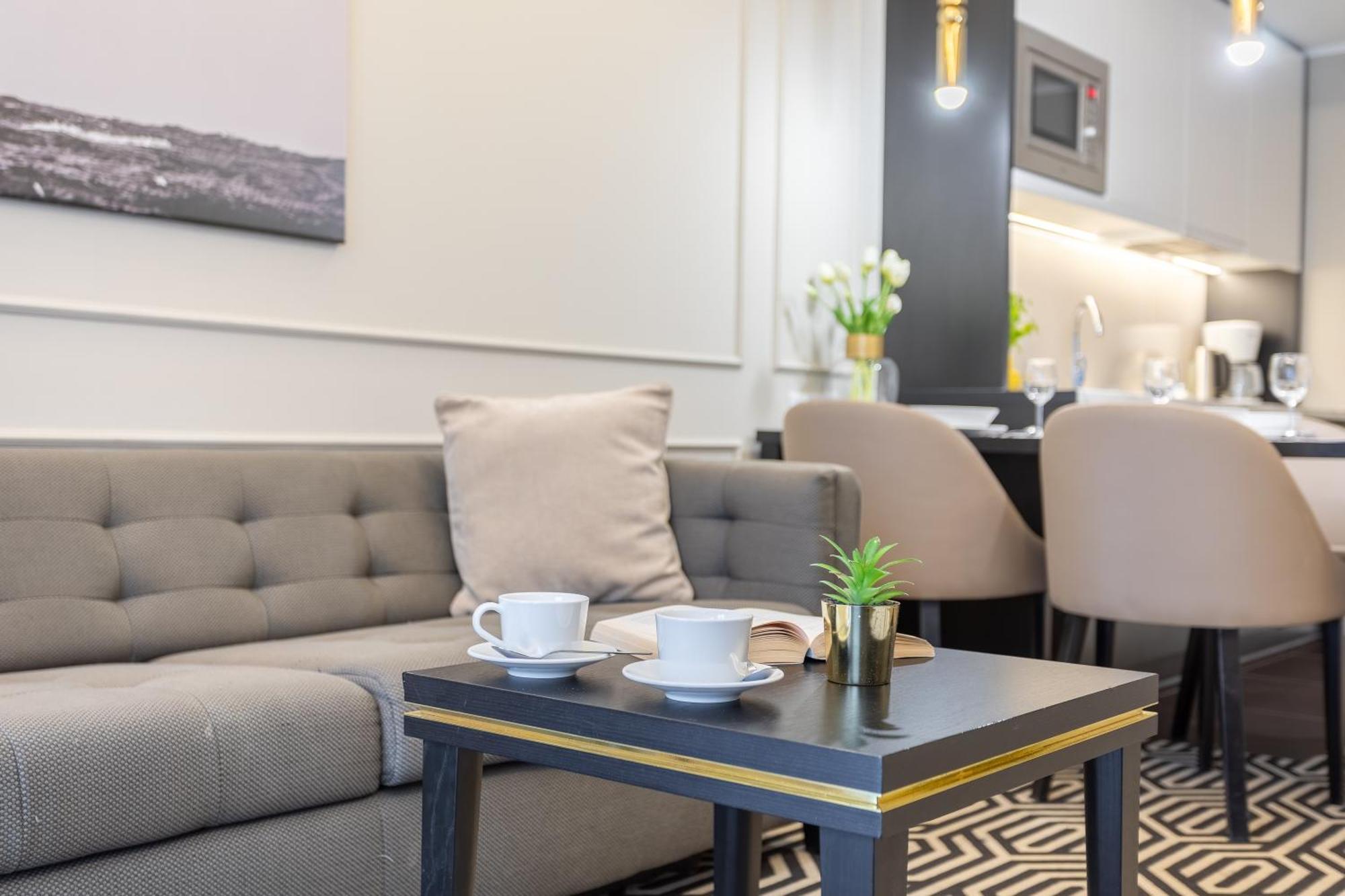 Ambria Apartments Promenada Świnoujście Exteriör bild