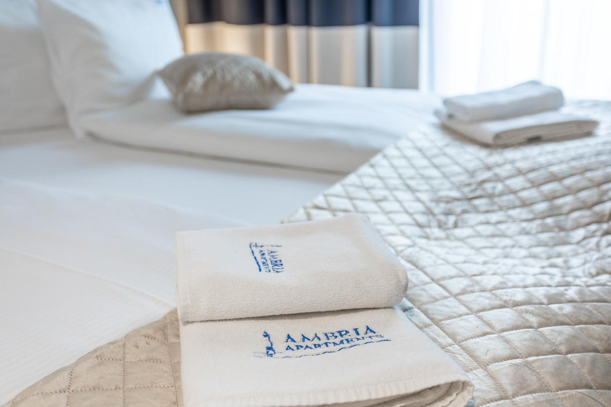 Ambria Apartments Promenada Świnoujście Exteriör bild