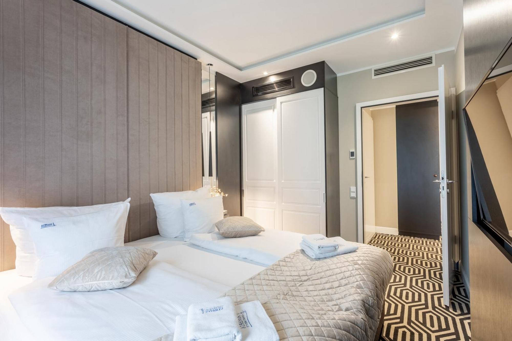 Ambria Apartments Promenada Świnoujście Exteriör bild