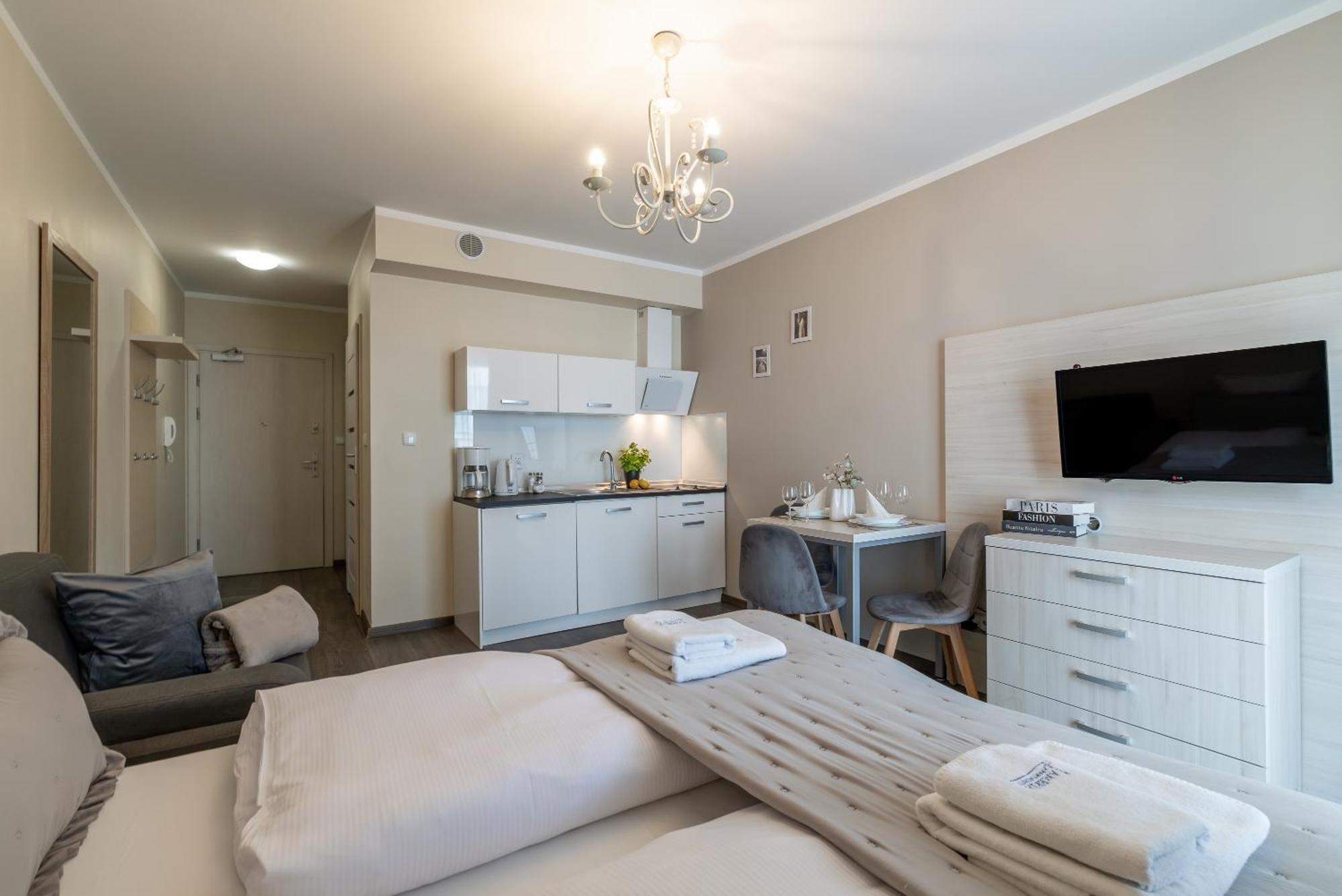 Ambria Apartments Promenada Świnoujście Exteriör bild