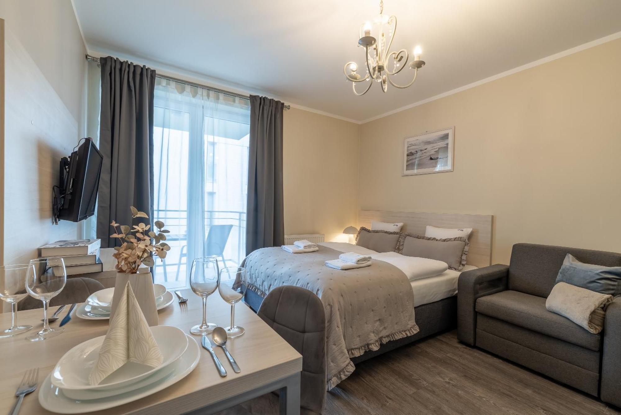 Ambria Apartments Promenada Świnoujście Exteriör bild