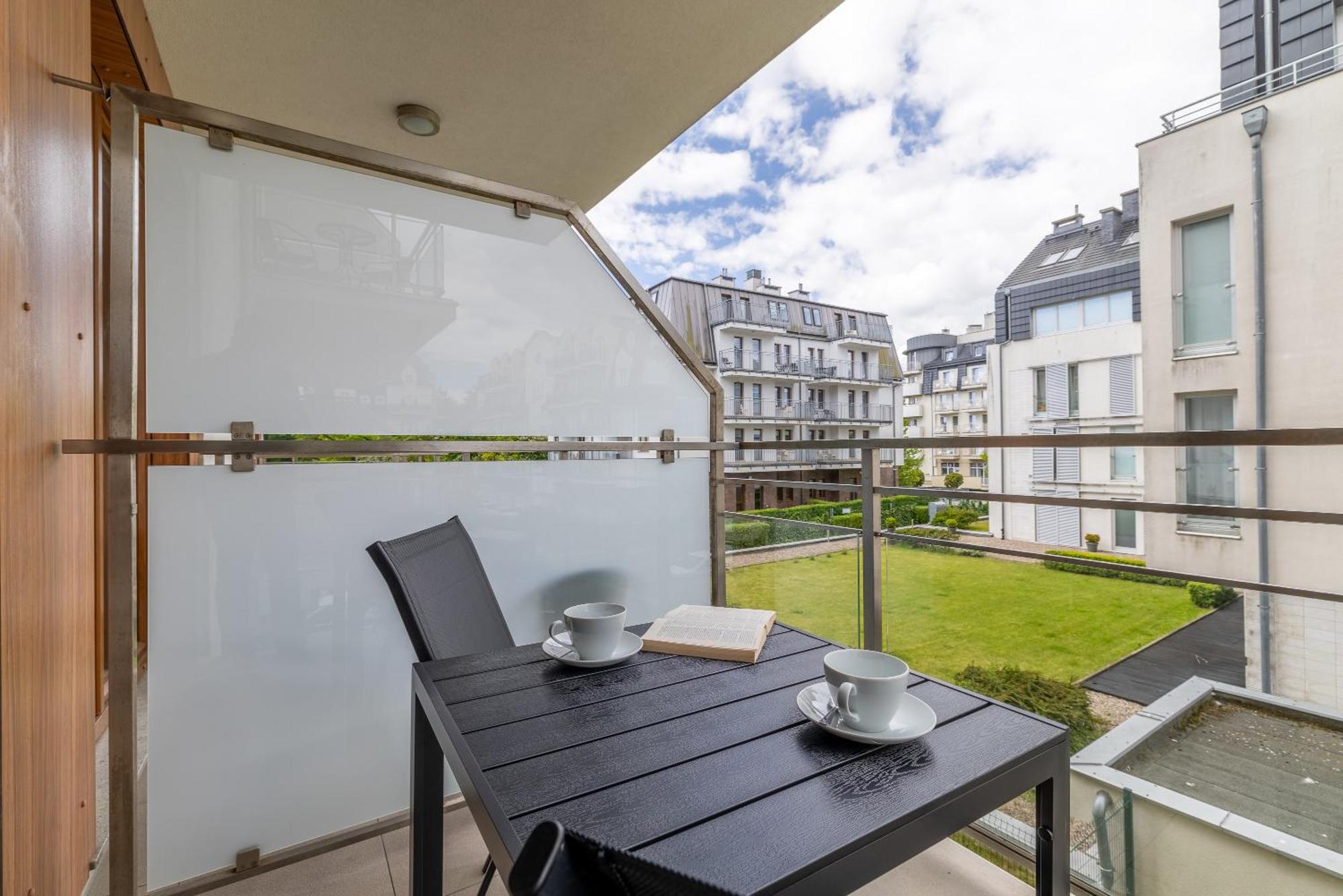 Ambria Apartments Promenada Świnoujście Exteriör bild